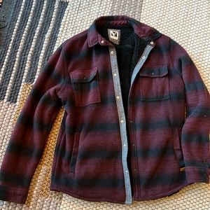 Men’s (Mediun) Volcom Voyager Fleece Button-Up flannel